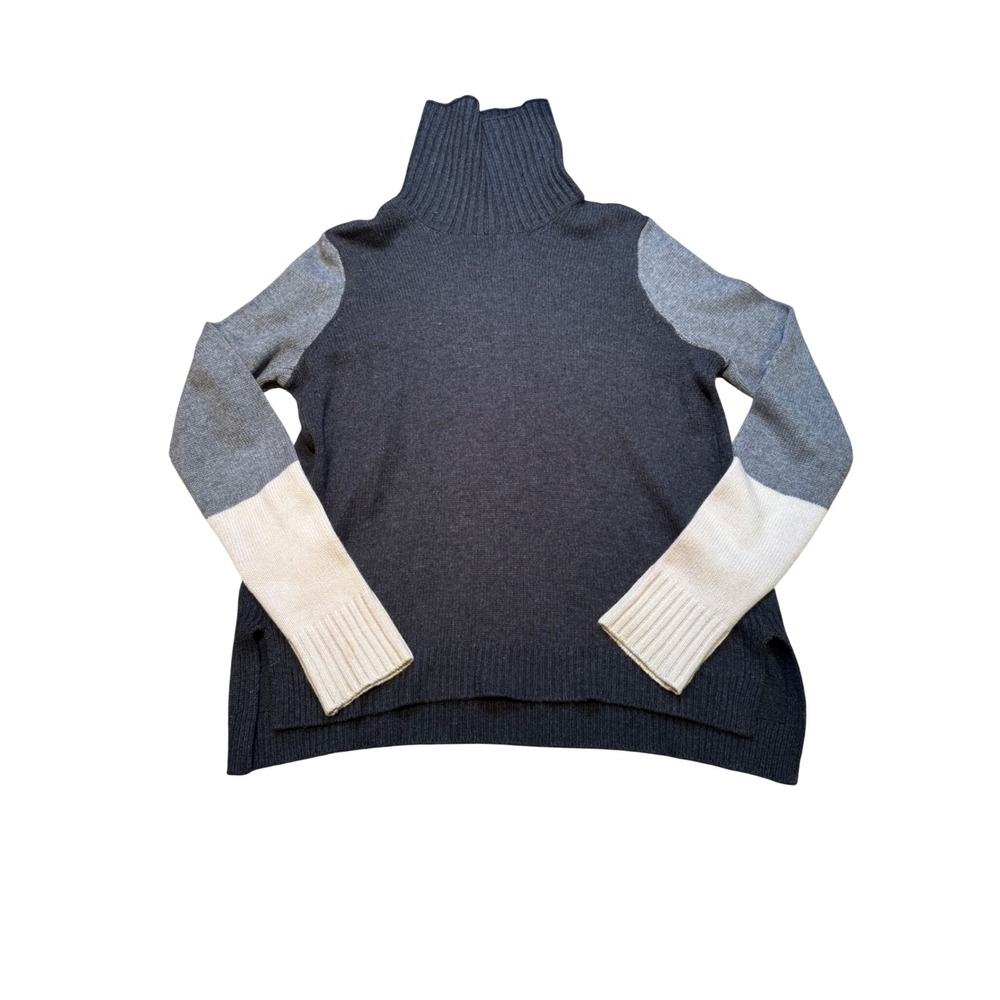 Vince Colorblock Turtleneck Sweater Womens L Gray Cream Wool Blend Knit Cozy - Picture 2 of 8